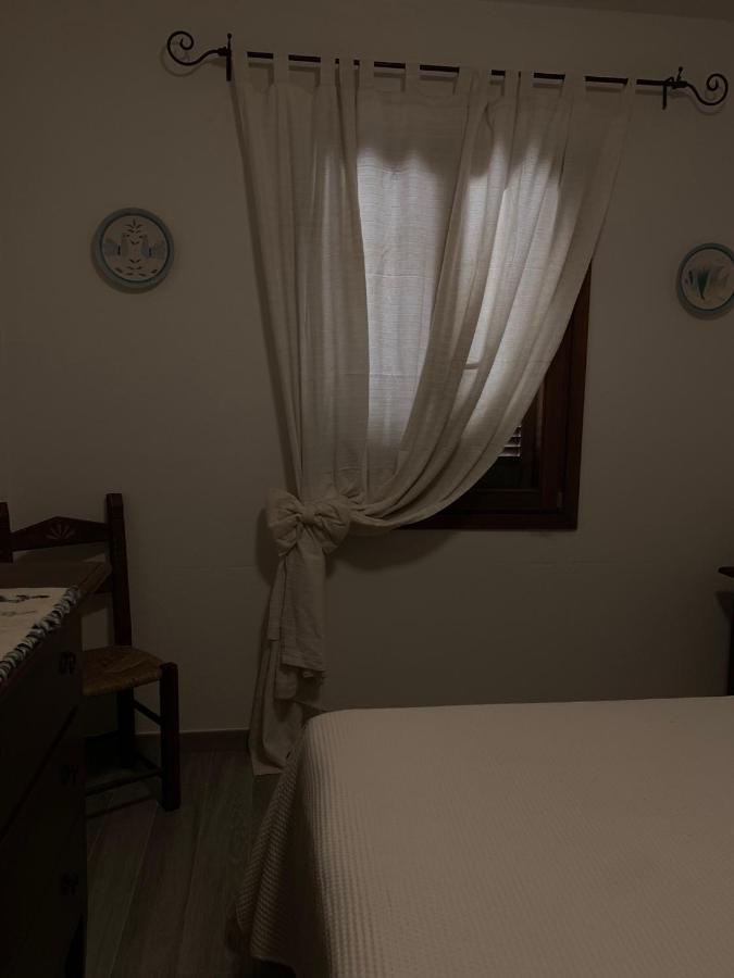 Bed and Breakfast Brezza Di Mare San Teodoro  Exterior foto