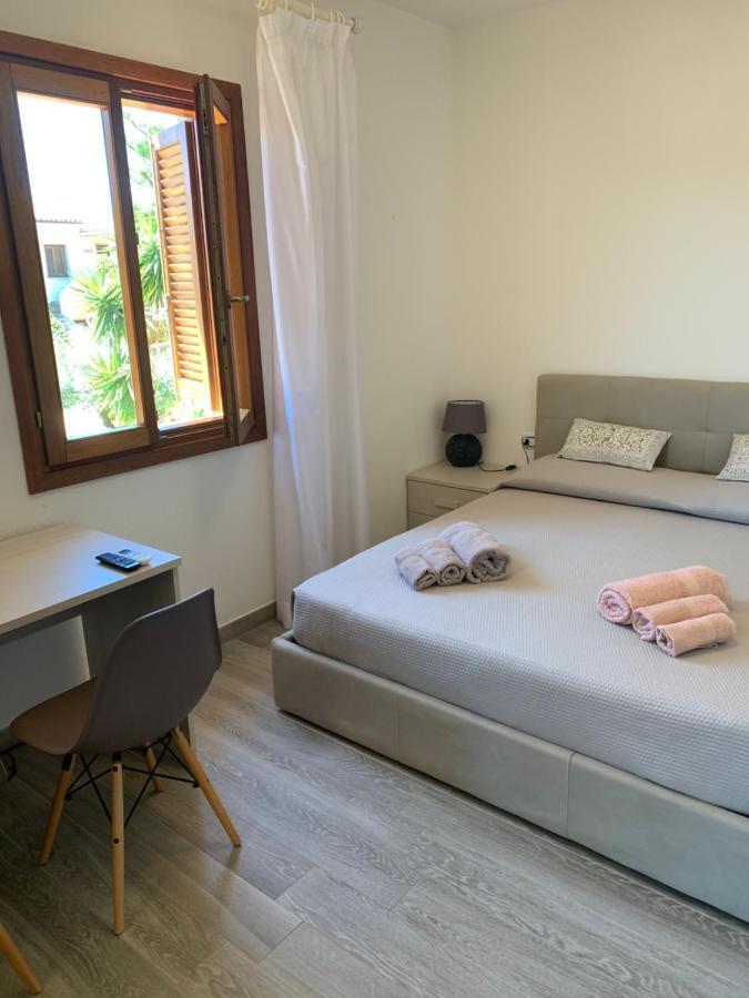 Bed and Breakfast Brezza Di Mare San Teodoro  Exterior foto